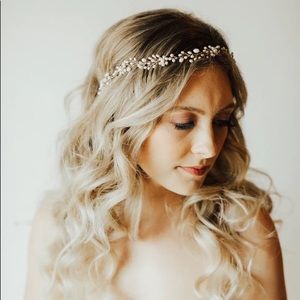 Jonesy Head Vine from Untamed Petals